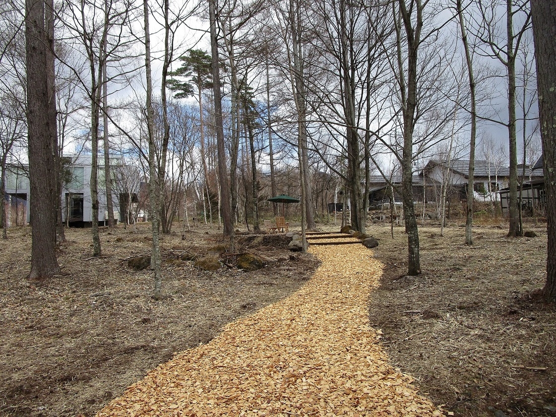 しらかば平 土地物件のご紹介 八ヶ岳中央高原 四季の森 は蓼科高原別荘地周辺の土地や建物付物件をご紹介しています