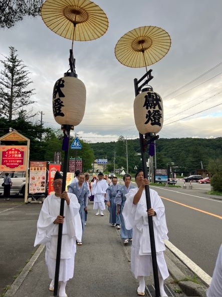 稚児行列1.jpg