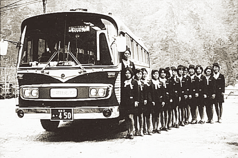 松電観光バス（昭和45 年）.png