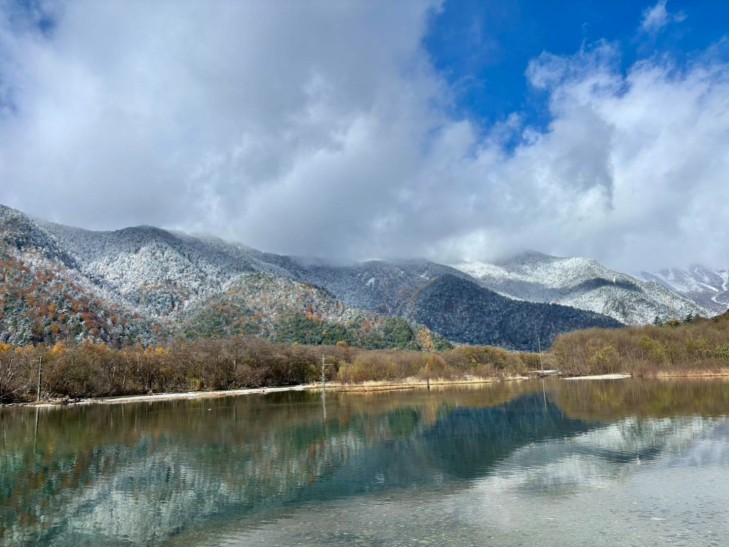 上高地の初雪