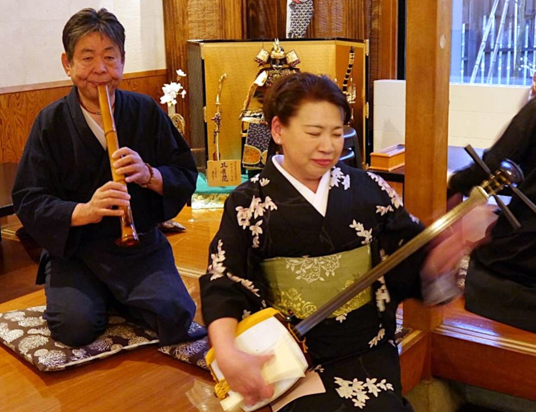 とよ万の民謡ライブ