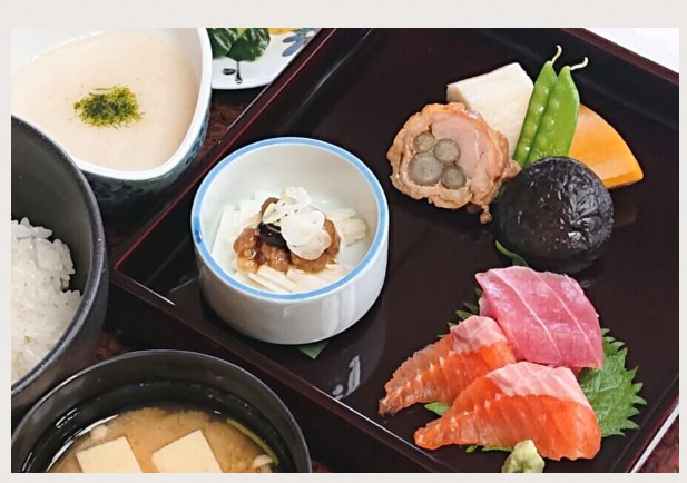 お食事処　梅田屋