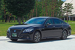 写真：トヨタ クラウン ハイブリッド VIPタクシー