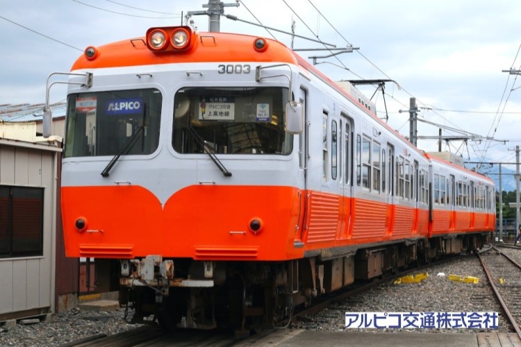 【鉄道】「上高地線3000形 モハ3003+クハ3004 "モハ10形リバイバルカラー編成"引退ツアー」を開催します（2025年6月開催）